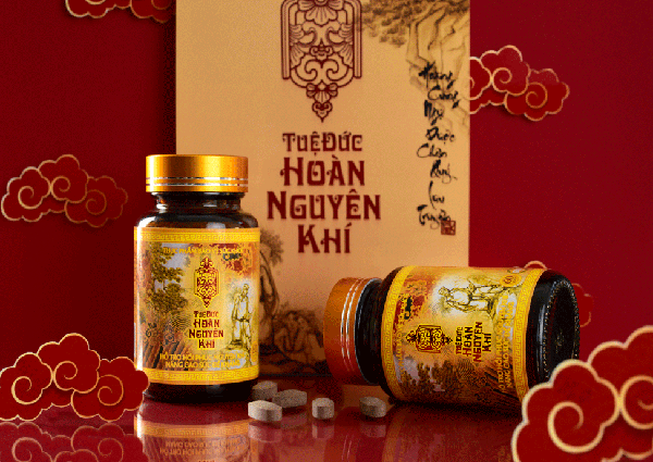 tue-duc-hoan-nguyen-khi-1